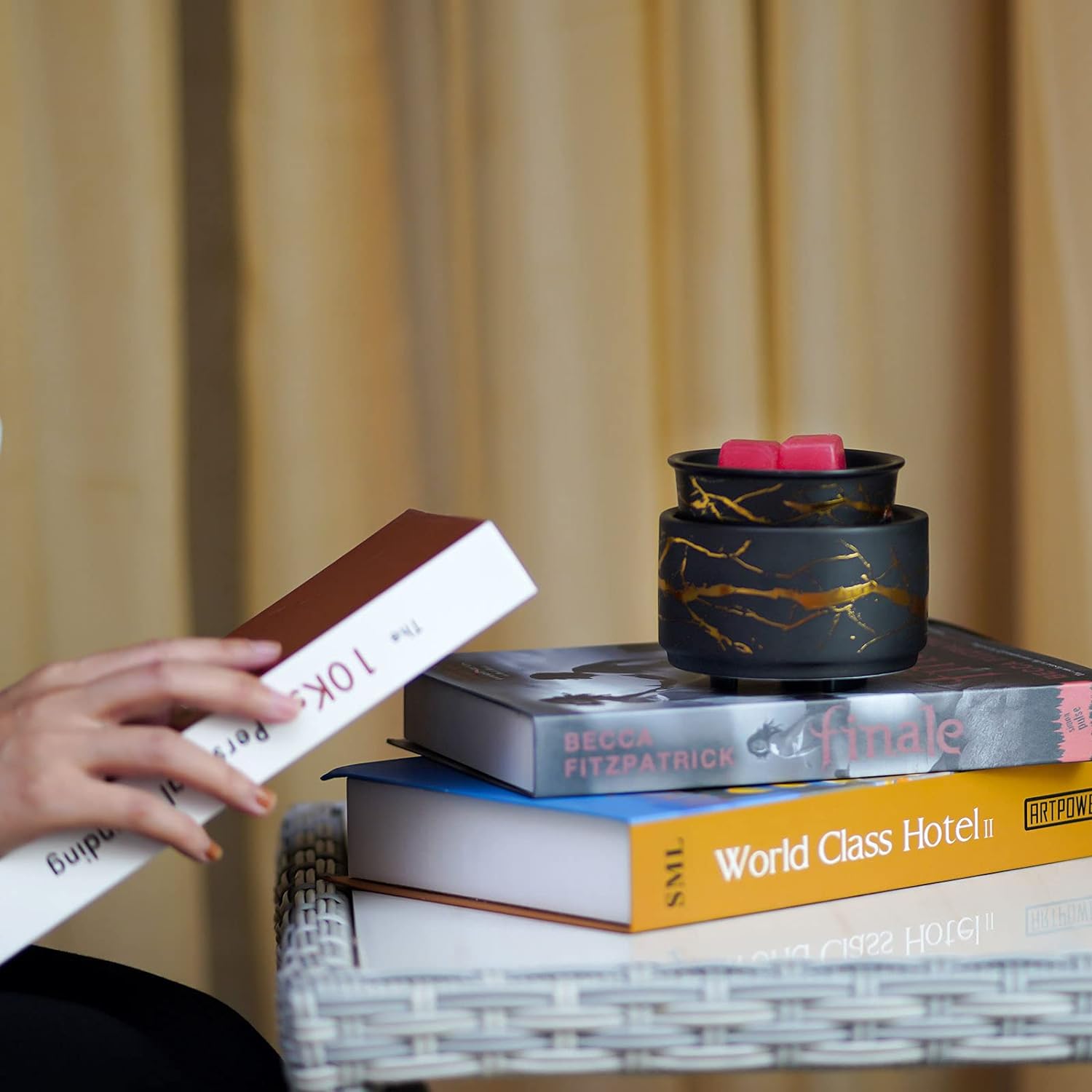 Wax Melt Burner Ceramic 3-in-1 Oil Burner Electric Candle Wax Burner (Black Gold)