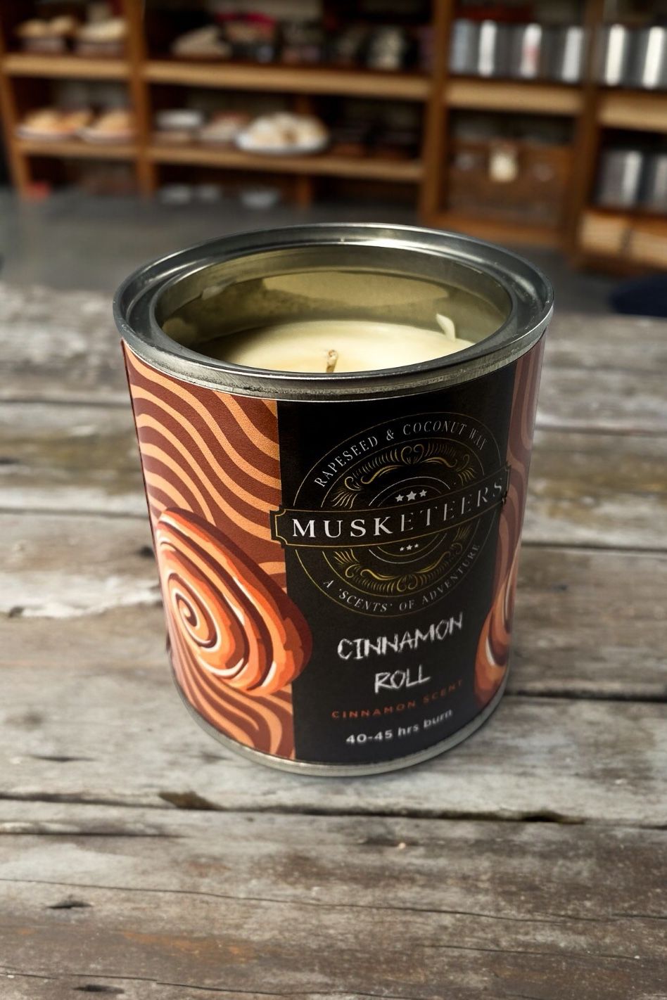 Cinnamon Roll Scented Candle